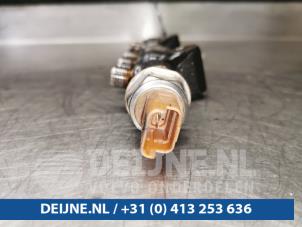 Citroen Berlingo Einspritzdüse (Einspritzer) O98479 foto 3
