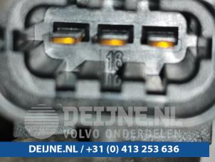 Iveco New Daily Rußfilter Sensor O98736 foto 3