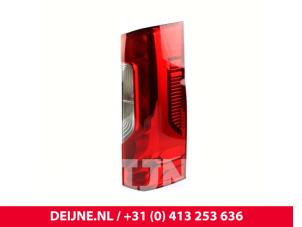 Nieuwe Achterlicht rechts Mercedes Sprinter Prijs € 302,50 Inclusief btw aangeboden door van Deijne Onderdelen Uden B.V.
