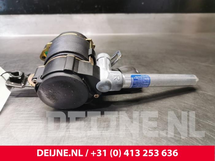 Volvo C70 Sicherheitsgurt links hinten O98743