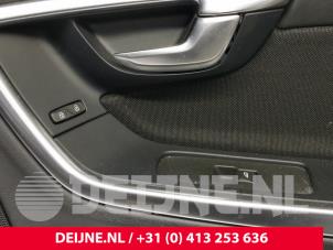 Volvo S60 Front door trim 4-door, right O99075 photo 2