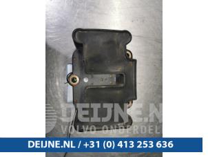 Volkswagen Polo Ignition coil O99111 photo 3