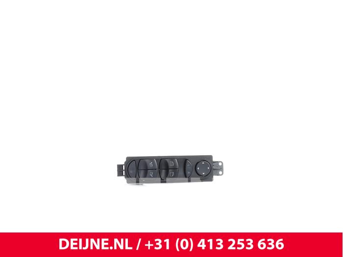Mercedes Viano Elektrisches Fenster Schalter O9990001347