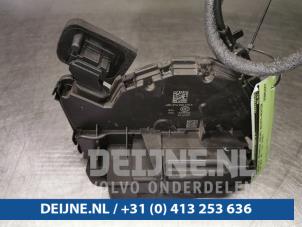 Volkswagen Golf Rear door mechanism 4-door, right O99217 photo 2