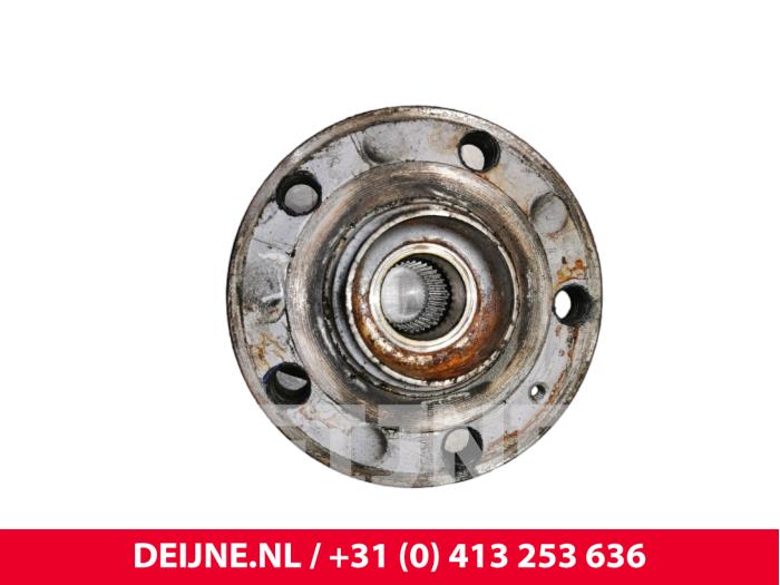 Volkswagen Golf Front wheel bearing O99543