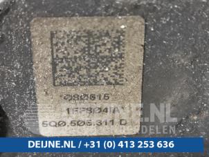 Volkswagen Golf Federteller rechts hinten O99551 foto 2