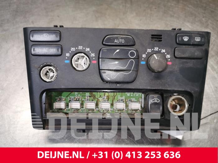 Volvo XC90 Heater control panel O99565