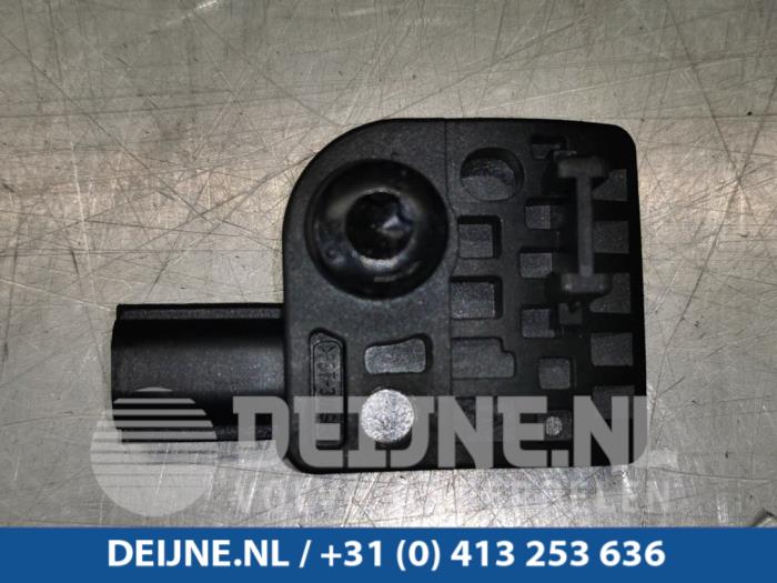 Tesla Model S Airbag Sensor O99695