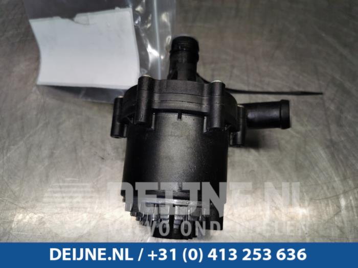 Tesla Model S Waterpomp O99700
