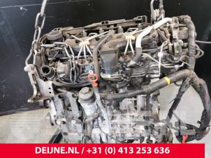 Volvo S60 Engine O99777 photo 2