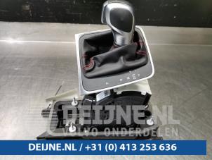 Volkswagen Golf Gear stick O99810 photo 2