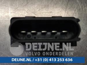 Volkswagen Golf Brandstofpomp module O99825 foto 2