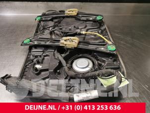 Volvo V40 Fenstermechanik 4-türig links vorne O99957 foto 2