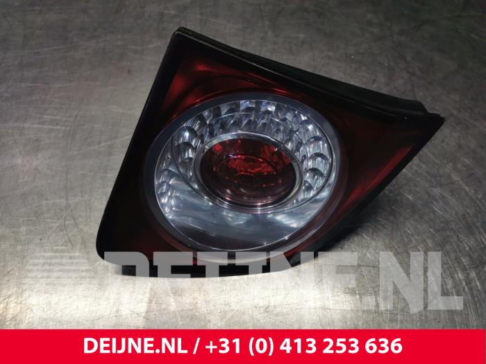 Volkswagen Golf Plus Taillight, left O100043