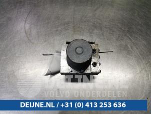 Mercedes Sprinter ABS pump O100404 photo 3