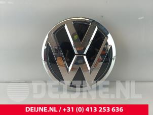 Gebruikte Embleem Volkswagen Crafter (SY) Prijs € 24,20 Inclusief btw aangeboden door van Deijne Onderdelen Uden B.V.