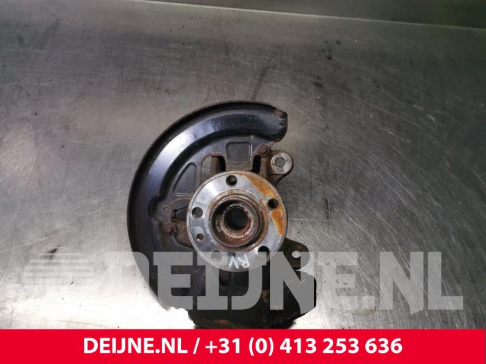 Volvo S60 Achsschenkel rechts vorne O100529