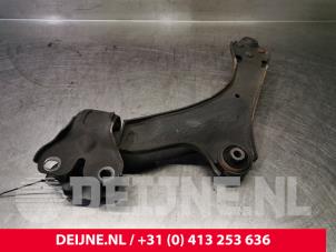 Volvo S60 Front lower wishbone, right O100546 photo 3