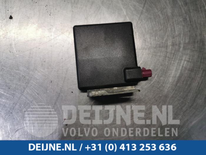Volkswagen Golf Antenna Amplifier O100793