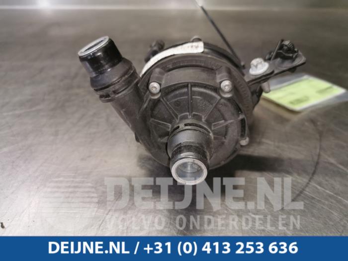 Mercedes GLC-Klasse Extra waterpomp O100871