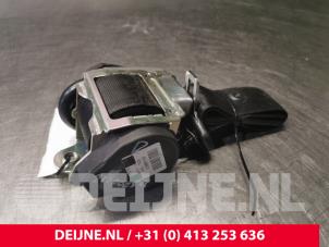 Audi A4 Front seatbelt, right O101042 photo 2