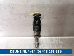 Volkswagen Golf Injector (benzine injectie) O101132 foto 2