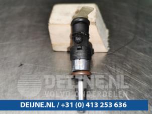 Volkswagen Golf Injector (benzine injectie) O101134 foto 3