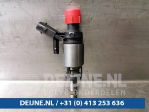 Volkswagen Golf Injector (benzine injectie) O101137 foto 2