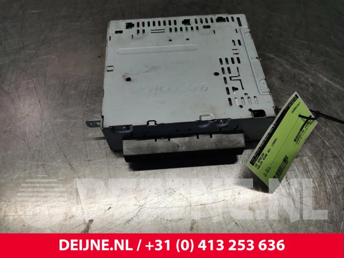 Volvo XC90 CD Speler O101182
