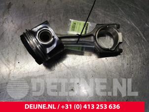 Volvo V70 Piston O101314 photo 2