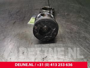 Volvo V70 Piston O101314 photo 3
