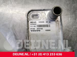 Volvo V70 Oliekoeler O101377 foto 3