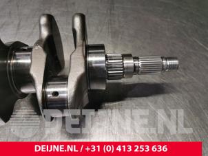 Volvo V70 Crankshaft O101380 photo 3