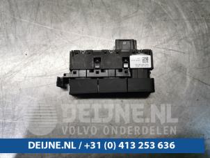 Volkswagen Golf Start/stop switch O101406 photo 3