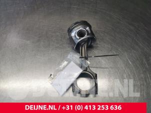 Volvo S80 Zuiger O101600 foto 4