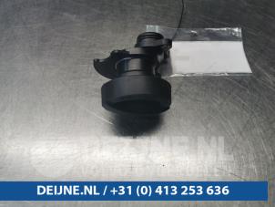 Volvo S80 Oil fill pipe O101605 photo 2