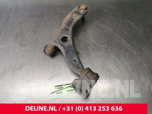 Volvo V50 Querlenker unten links vorne O101930 foto 3