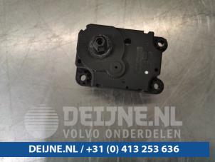 Opel Movano Heater valve motor O101952 photo 2