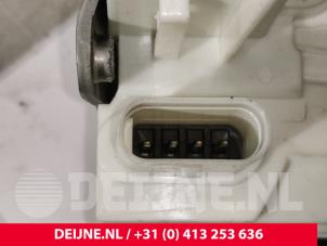 Mercedes Sprinter Deurslot Mechaniek 2Deurs rechts O101964 foto 3