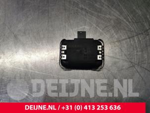 Gebruikte Regensensor Volvo C30 (EK/MK) Prijs € 15,00 Margeregeling aangeboden door van Deijne Onderdelen Uden B.V.