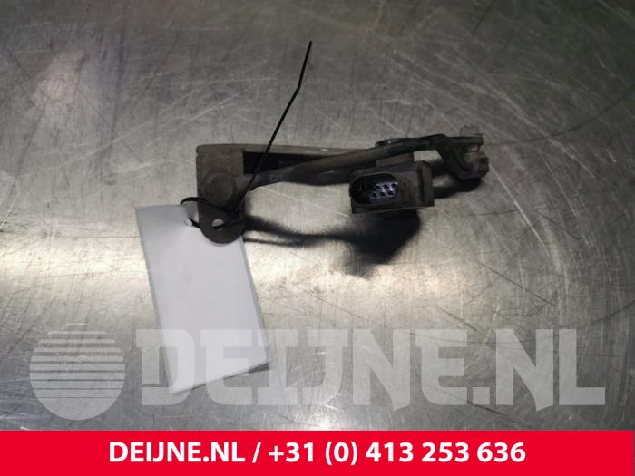 Volvo V40 Xenon hoogteregelaar O102057