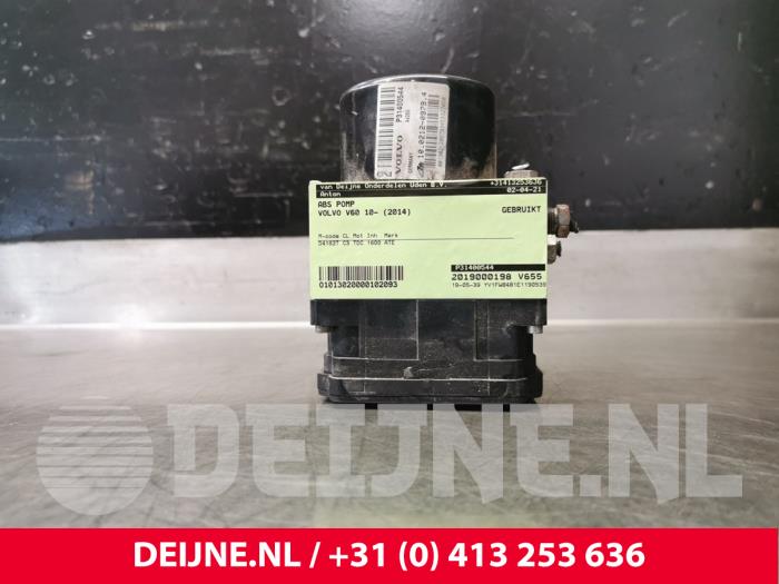 Volvo V60 ABS Pumpe O102093