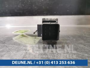 Renault Kangoo Glow plug relay O102148 photo 3