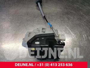 Audi A3 Deurslot Mechaniek 4Deurs links-achter O102180 foto 2