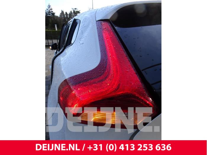 Volvo V40 Achterlicht links O102236