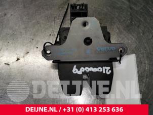 Volvo V40 Tailgate lock mechanism O102264 photo 2