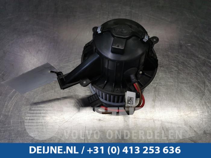 Mercedes Vito Kachel Ventilatiemotor O102434