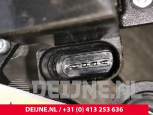 Volkswagen Polo Scheibenwischermotor hinten O102487 foto 3