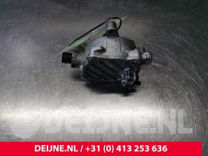 Gebruikte Vacuumpomp (Diesel) Volvo S60 II (FS) 2.0 D3 20V Prijs € 70,00 Margeregeling aangeboden door van Deijne Onderdelen Uden B.V.