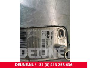 Volvo S60 Oliekoeler O102527 foto 2